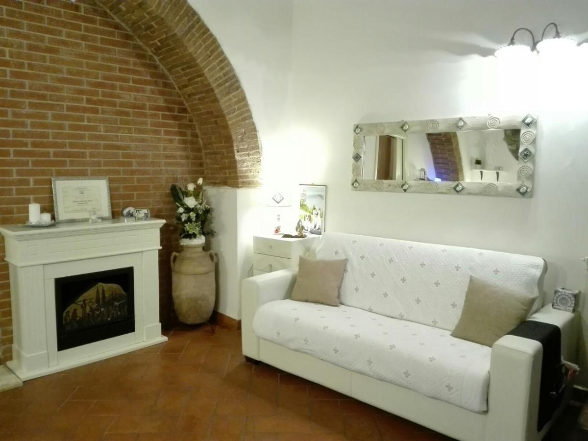 Veronica Apartment *